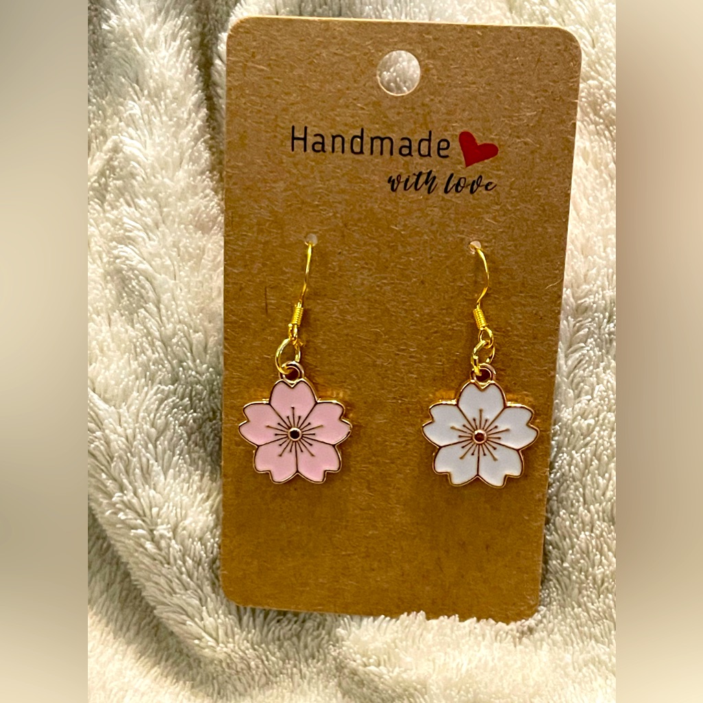 Flower Earrings Pair On S925 Hypo Allergenic Sterling Silver Gold Tone Hooks 40$